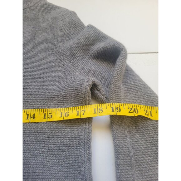 Banana Republic Gray Mock Neck “A Touch of Cashmere” Sweater Size M Office Wear - Picture 8 of 9